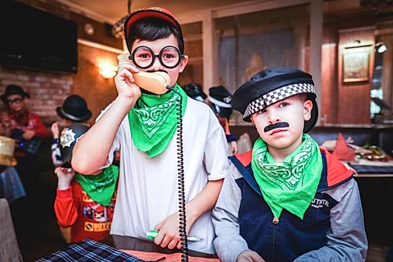 Квестория - школьные квесты на Новый год в Алматы