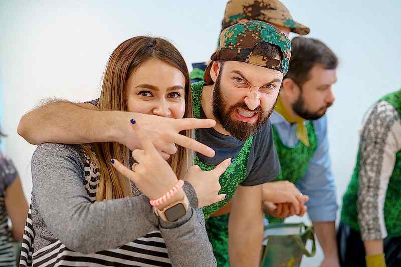 Корпоратив на День строителя в Алматы с уличными активностями