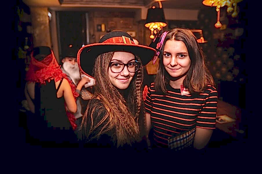 alt_img_exitquest-child alt_img_exitquest-child